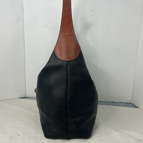 Dooney & Bourke Black Pebble Grain Shoulder Bag - Picture 5 of 11